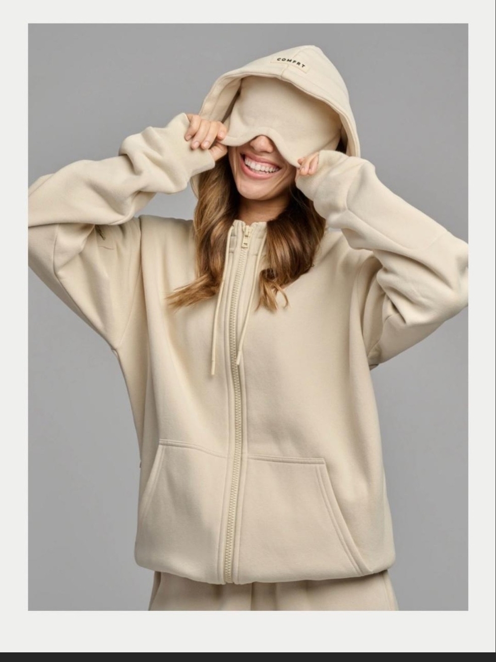 COMFRT Travel Zip-Up Hoodie Jacket in Bone